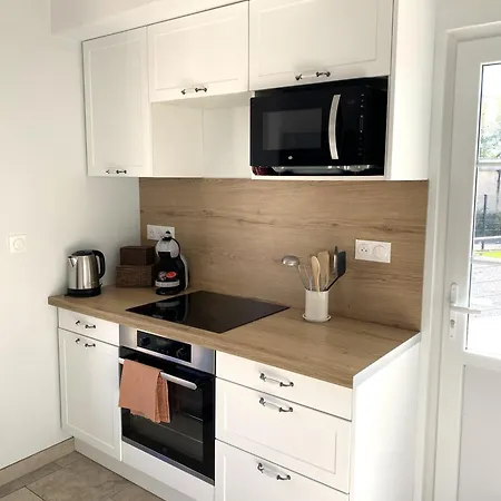 Maison 2 Avec Parking Et Jardin *