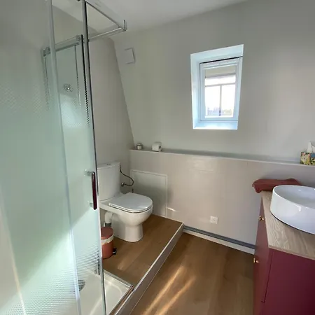 Maison 2 Avec Parking Et Jardin Holiday home *